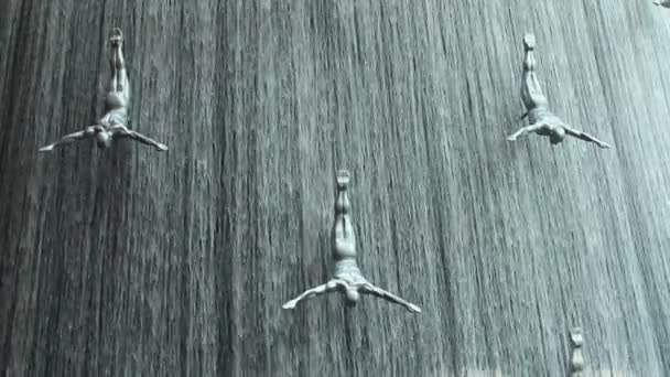 珍珠潜水员 》 雕塑 — 图库视频影像