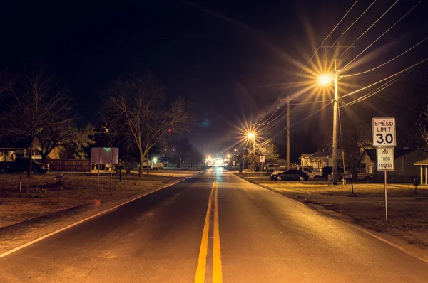 闇夜の道 ストック画像