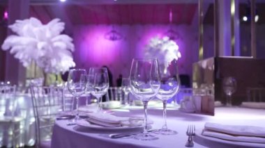 Gatsby tarzı parti dekorasyonu