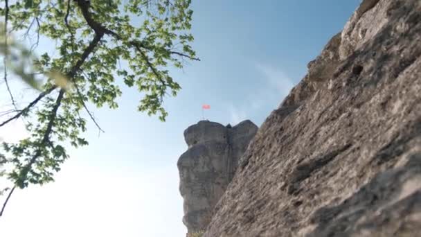 Yazın Kayalar Yeşil Dağların Panoramik Manzarası — Stok video