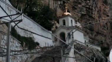 Kırım kayasındaki kilise