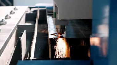  Robottan lazer metal kaynak