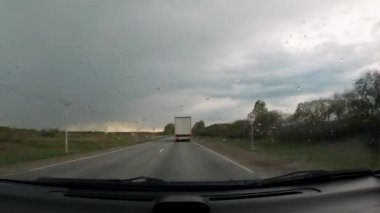 Yaz gezisi. Yaz Saati Araba Gezisi.