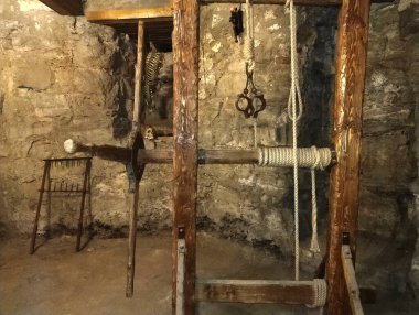 İşkence odası bir kale görünümü