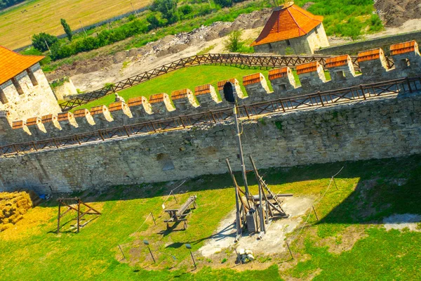 Vista Exterior Uma Catapulta Medieval Madeira Fortaleza — Fotografia de Stock