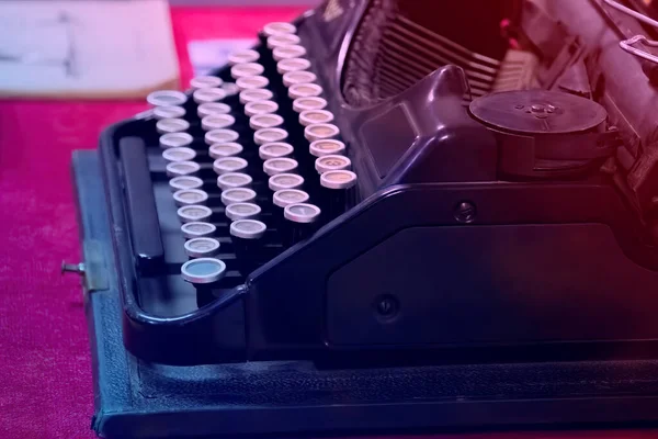 Retro Vintage Typewriter Table — ストック写真