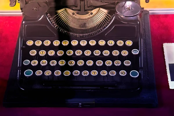 Retro Vintage Typewriter Table — ストック写真