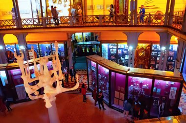 Moldova, Kishinev - 22 Mayıs 2022: Doğa Tarihi Müzesi 'nde sergi