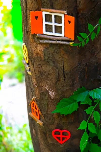 Fantasia Floresta Conto Fadas Com Janela Brilhante Mágico Elfo Encantado — Fotografia de Stock