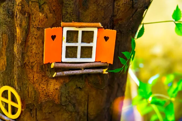 Fantasia Floresta Conto Fadas Com Janela Brilhante Mágico Elfo Encantado — Fotografia de Stock