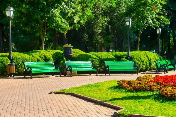 Bancos Parque Cidade Outono — Fotografia de Stock