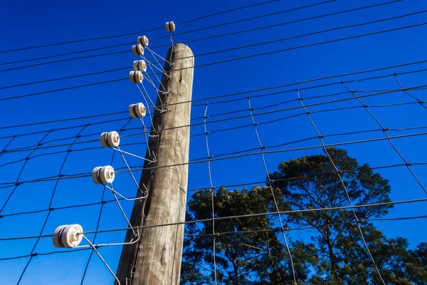 Elektrikli çiti güvenlik — Stockfoto