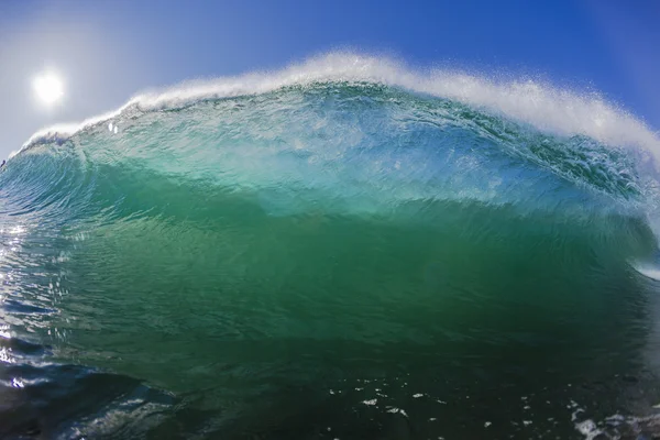 Onda de água Natação Crashing — Fotografia de Stock