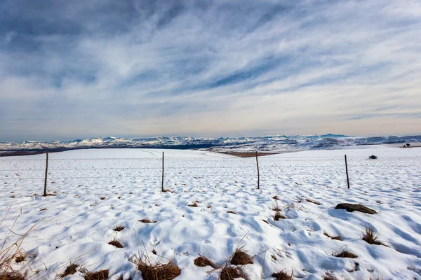 Winter Snow Mountain Farmlands — Stock Photo, Image