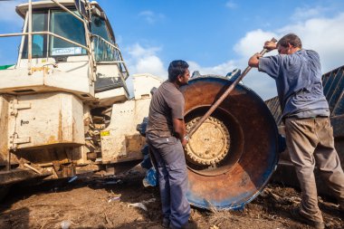 tarak makinası tamircisi'nın onarım