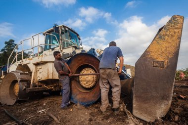 tarak makinası tamircisi'nın onarım