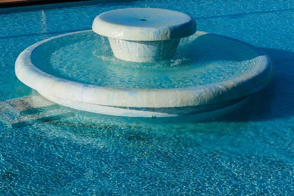 Piscina pubblica sulla spiaggia — Foto Stock