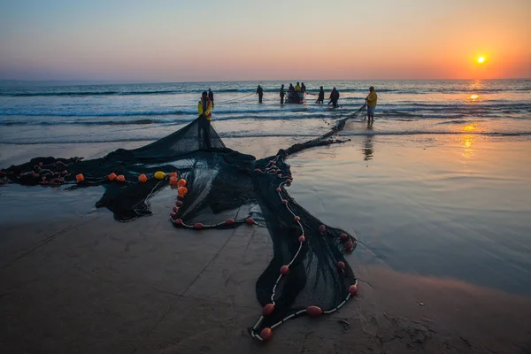 Pescadores Red Barco Playa Salida del sol —  Fotos de Stock