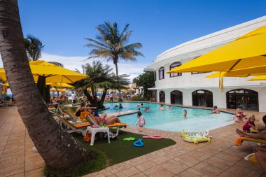 Holiday otel resort havuz