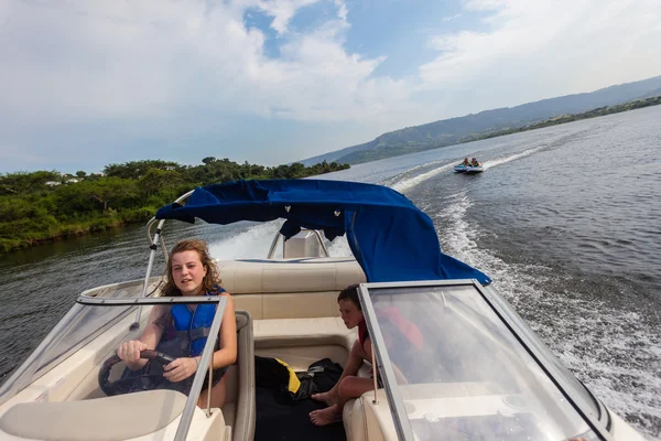 Ski-Boat Girl Driving Fun — Stock Photo, Image