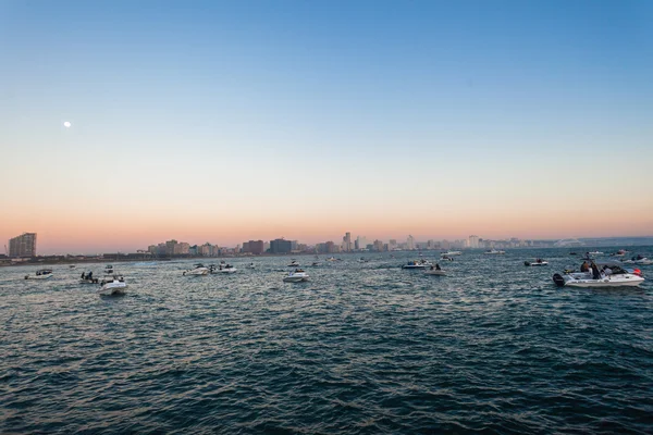 Balık tutma Yarışması Kayak botları okyanus — Stok fotoğraf