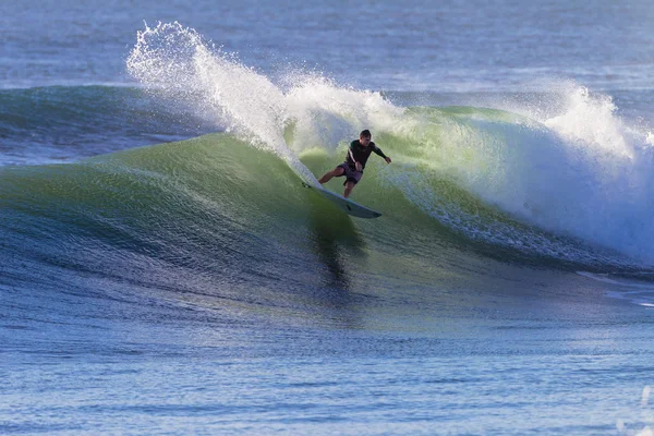 Surf onde estive Azione — Foto Stock