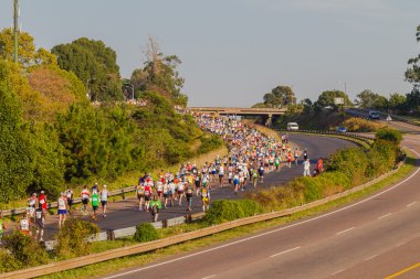 ultra maraton koşucular renkleri gündoğumu