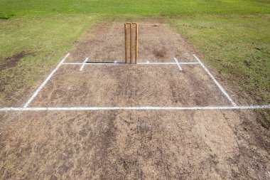 Kriket pitch wickets spor