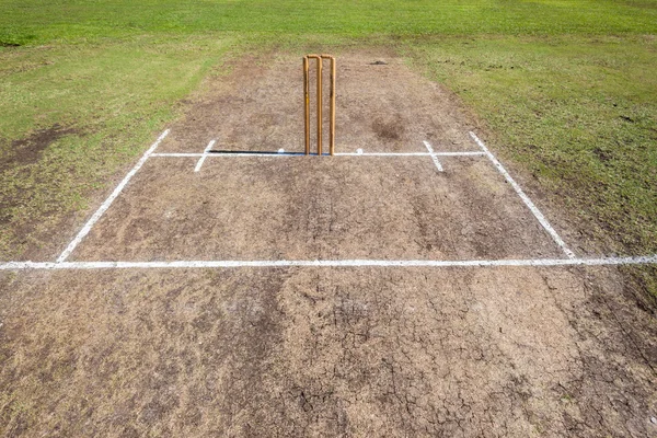 Kriket pitch wickets spor