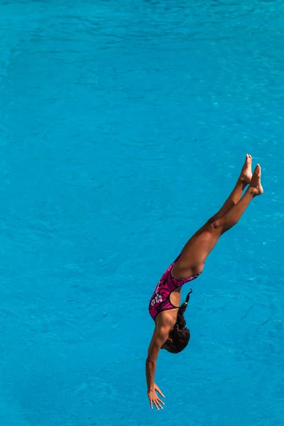 Chica piscina buceo acuático — Foto de Stock