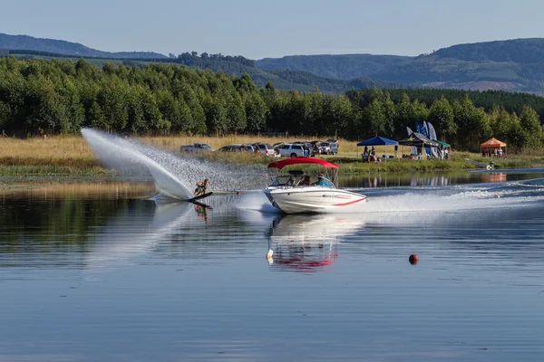 Water-Skiing Action Lake — Stock Photo, Image