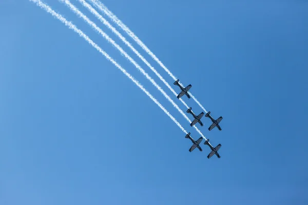 Flugzeuge Silberfalken Akrobatik — Stockfoto