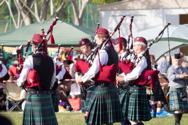 İskoç pipers davul bantları toplama