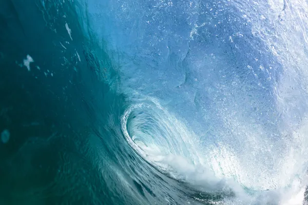 Ozean Meereswelle drinnen krachend blau — Stockfoto