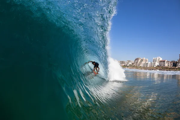 Surfing Surfer Rides Blue Wave — Stock Photo, Image