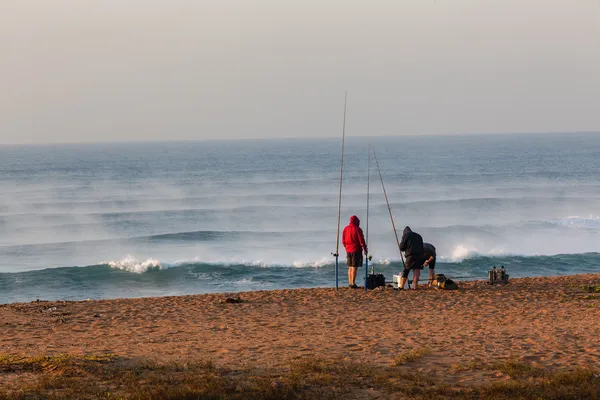 Pescadores Playa Niebla marina —  Fotos de Stock