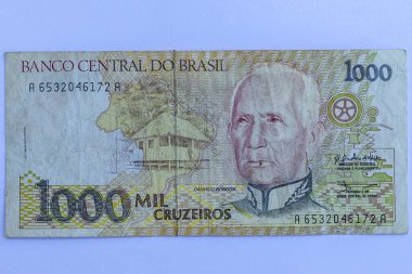 Para Brezilya 1000 cruzeiros para birimi tarihi Fiat kağıt bankacılık enflasyon modası geçmiş vintage.