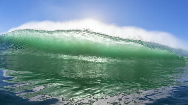 Océano Ola Nadando Cara Cara Primer Plano Encuentro Energía Agua — Foto de Stock