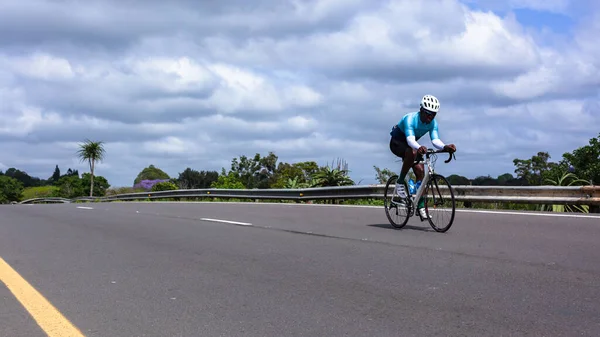 Cycling Cyclist African Athlete His Bicycle Racing Solo Race Open — Stock Photo, Image