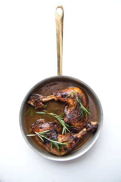 Chicken in pan — Stock Photo, Image