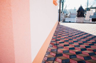 Kırsal kesimdeki modern evin dışında.