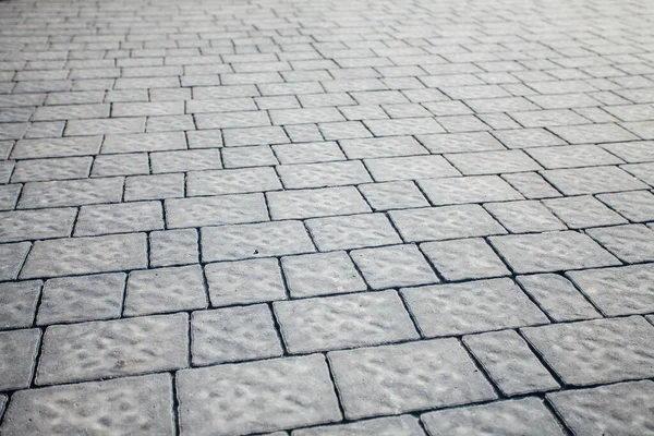 Değişik renklerde taş yontmalar, gündüz vakti yakın çekim. 