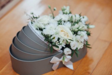 Bir çocuğun doğumu için çiçekler