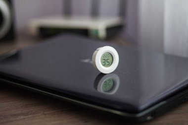 Dijital sıcaklık ve nem sensörü