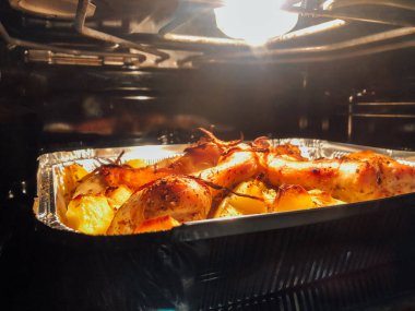 tavuk uyluk patates ile