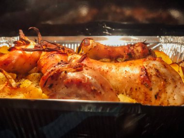 tavuk uyluk patates ile