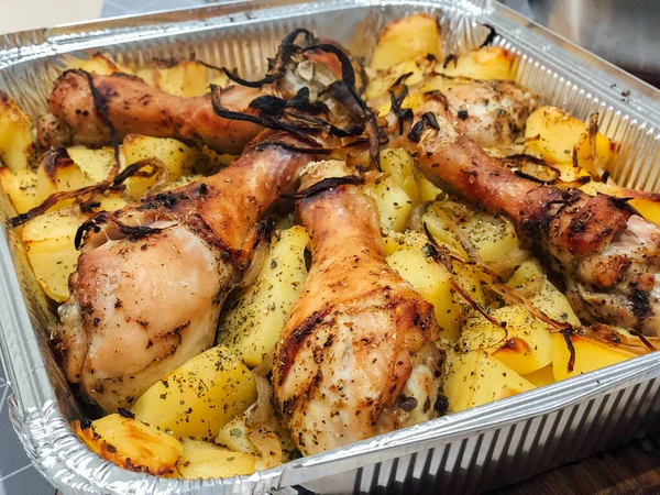 Muslos Pollo Con Patatas — Foto de Stock