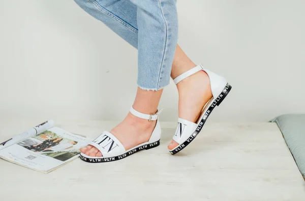 Female Feet Stylish Shoes Closeup Shot — Stock Photo, Image