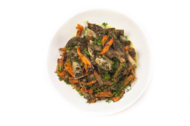 ahşap tahta üzerinde ızgara sosis