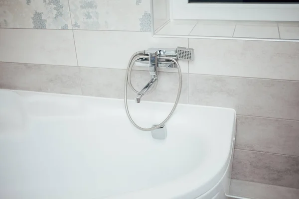 Rubinetto Con Doccia Bagno Interno — Foto Stock